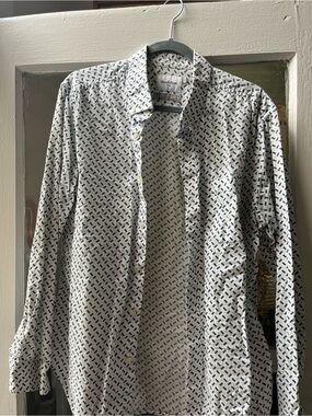 Bundle of 5 men’s button up shirts -  Goodefellow and H&M